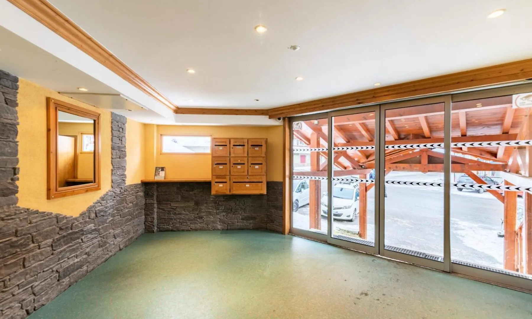 Apartman Residence Dome De Polset - Val Thorens Location: Studio Renove Et Ensoleille Avec Vue Sur Les Montagnes Mae-9125